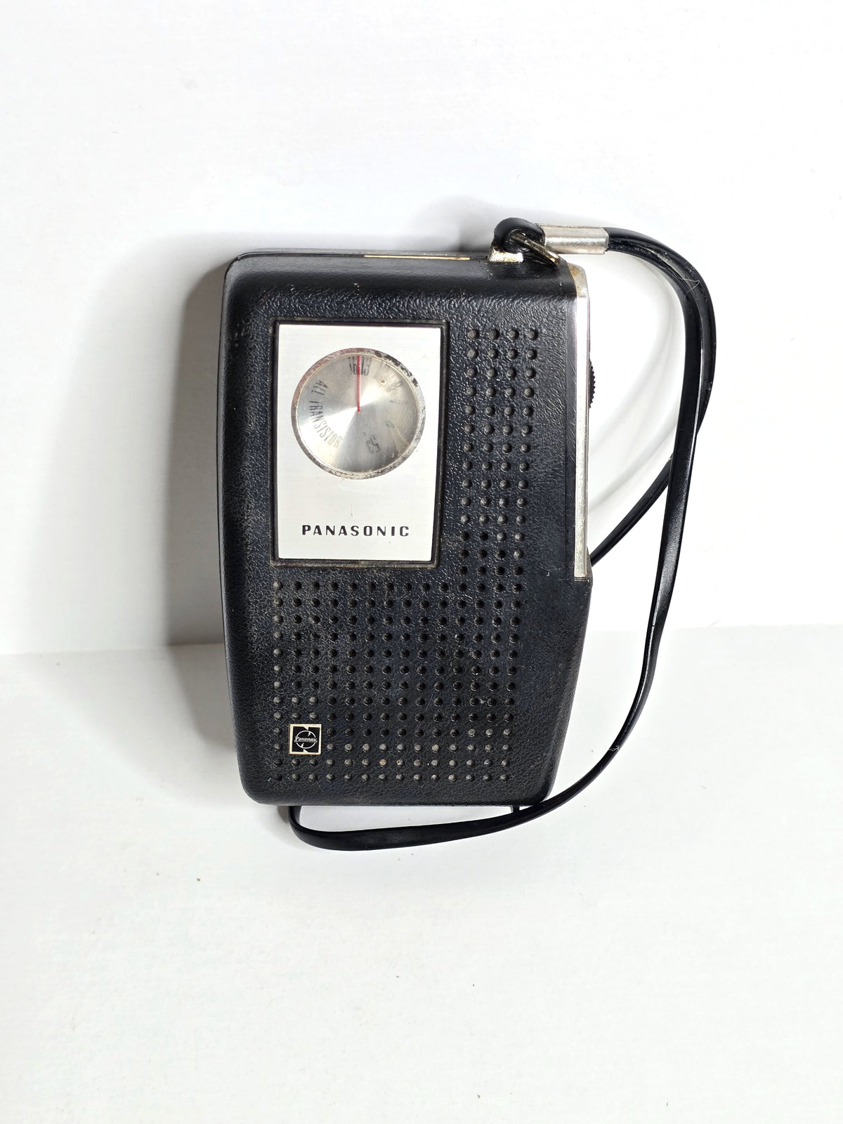 Vintage Panasonic 7 Transistor AM Radio Model R-1077 i