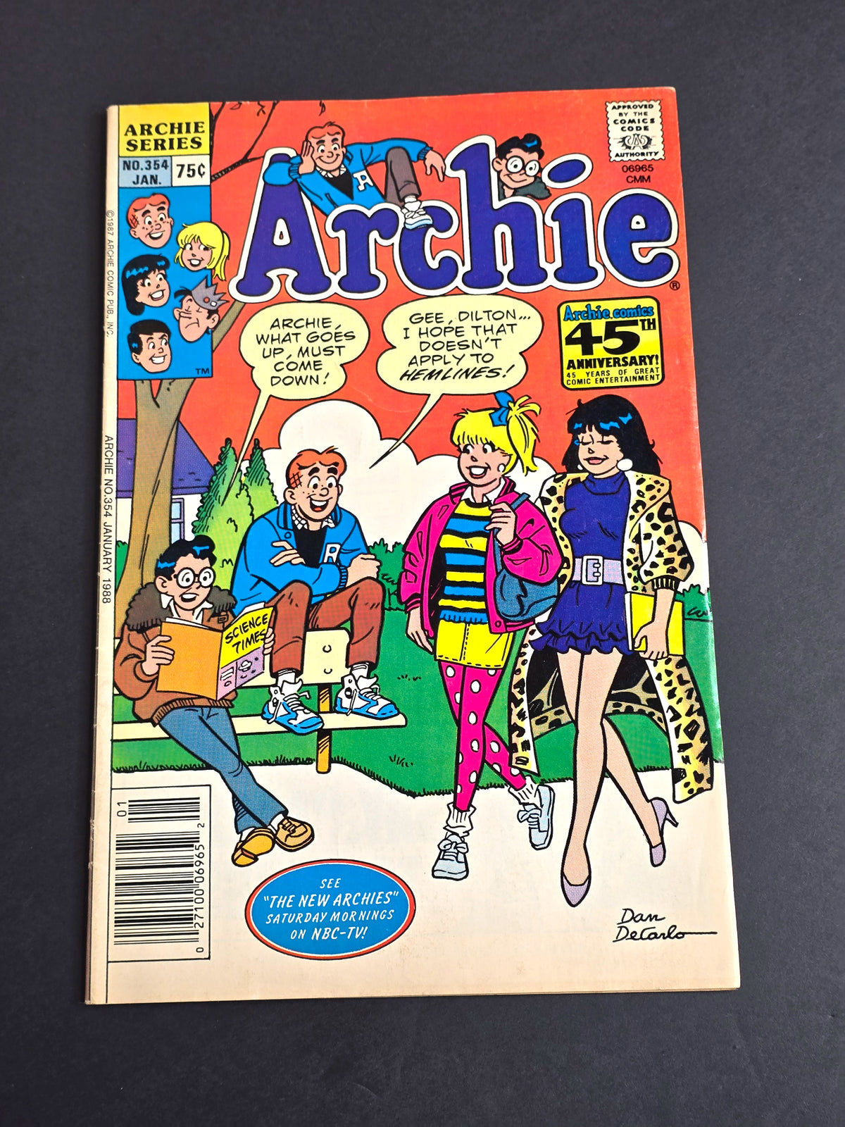 Vintage Archie Comics #354 (Jan 1988) Copper Age Dan DeCarlo Cover Newsstand Very Fine Condition
